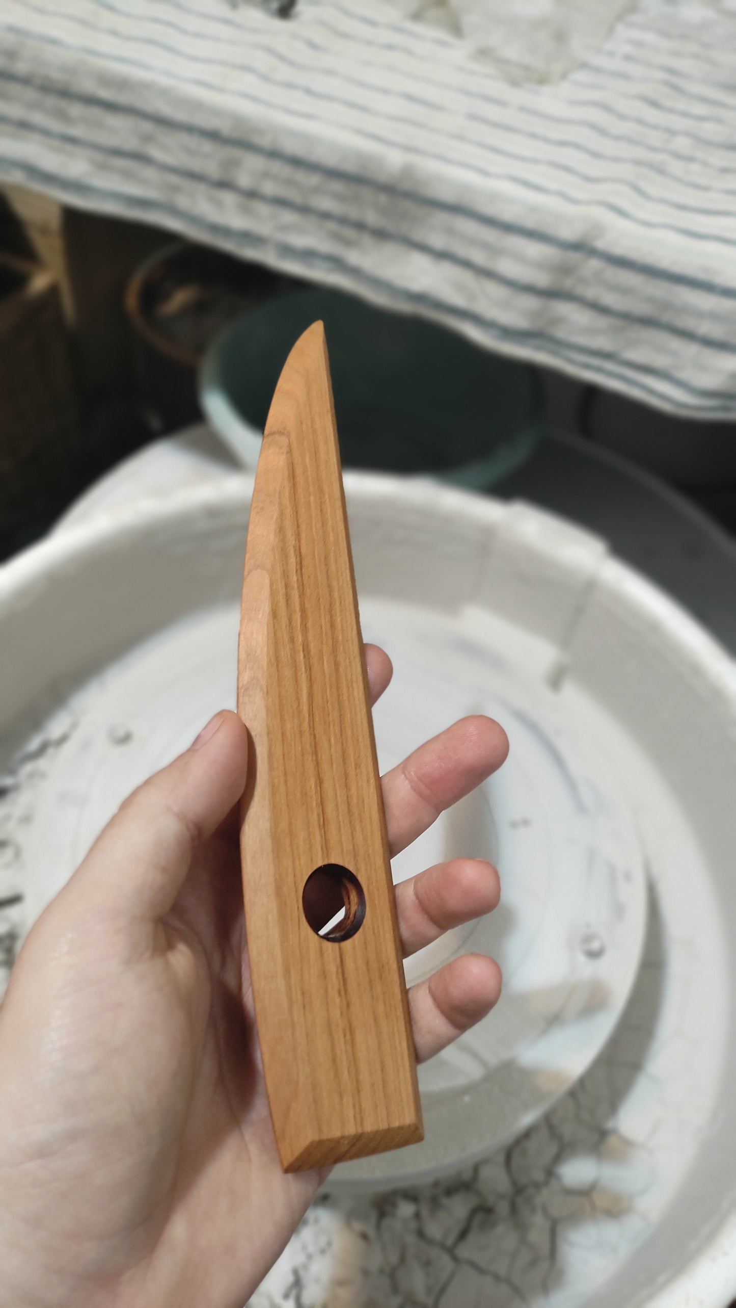 C-XL5 Pottery tool rib with elongated shape - MillerCraftsTools