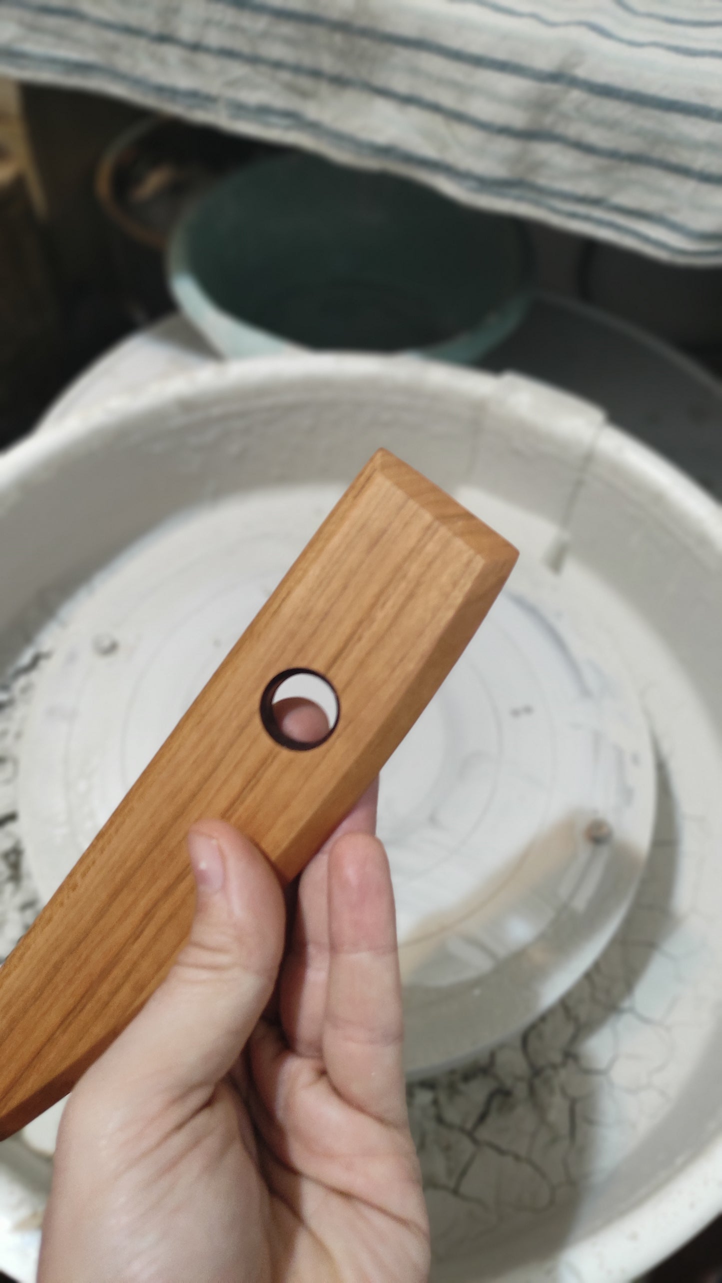 C-XL5 Pottery tool rib with elongated shape - MillerCraftsTools